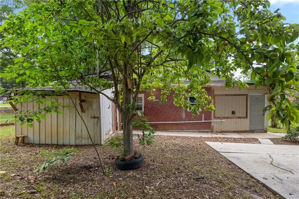 953 South Avenue Forest Park, GA 30297