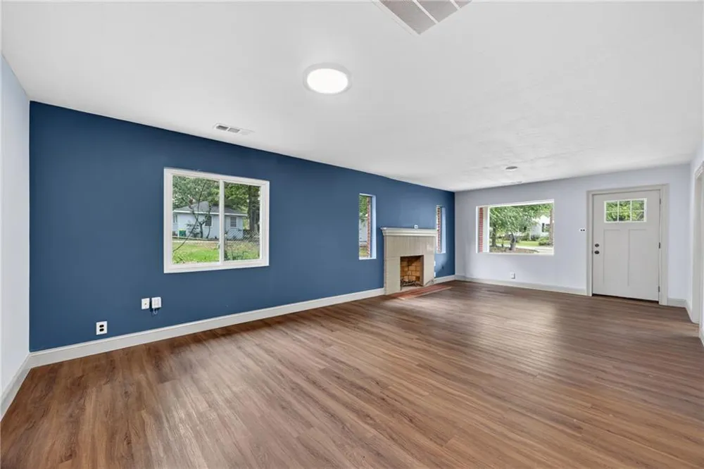 953 South Avenue Forest Park, GA 30297