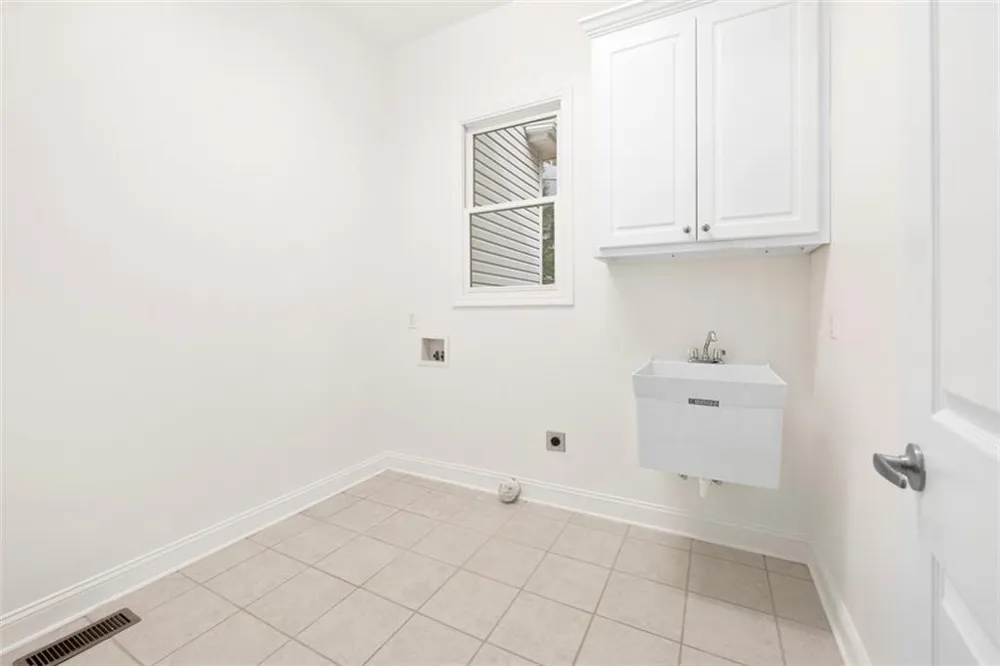 124 SHORE DRIVE Other-South Carolina, SC 29643