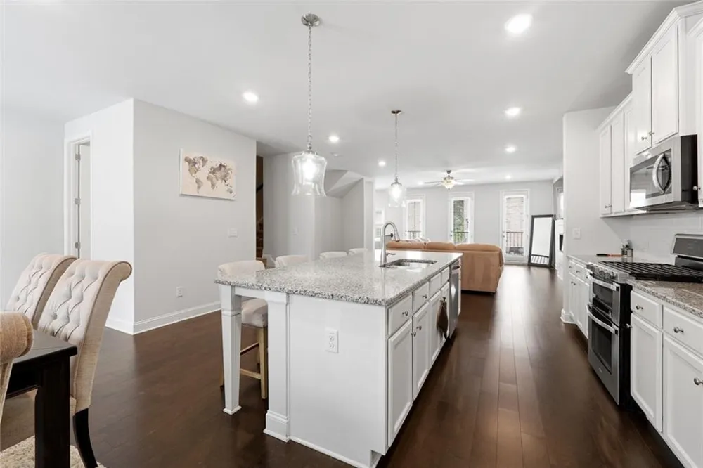 2375 Tarben Drive Snellville, GA 30078