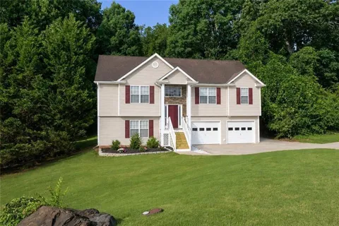 114 Waterbury Lane