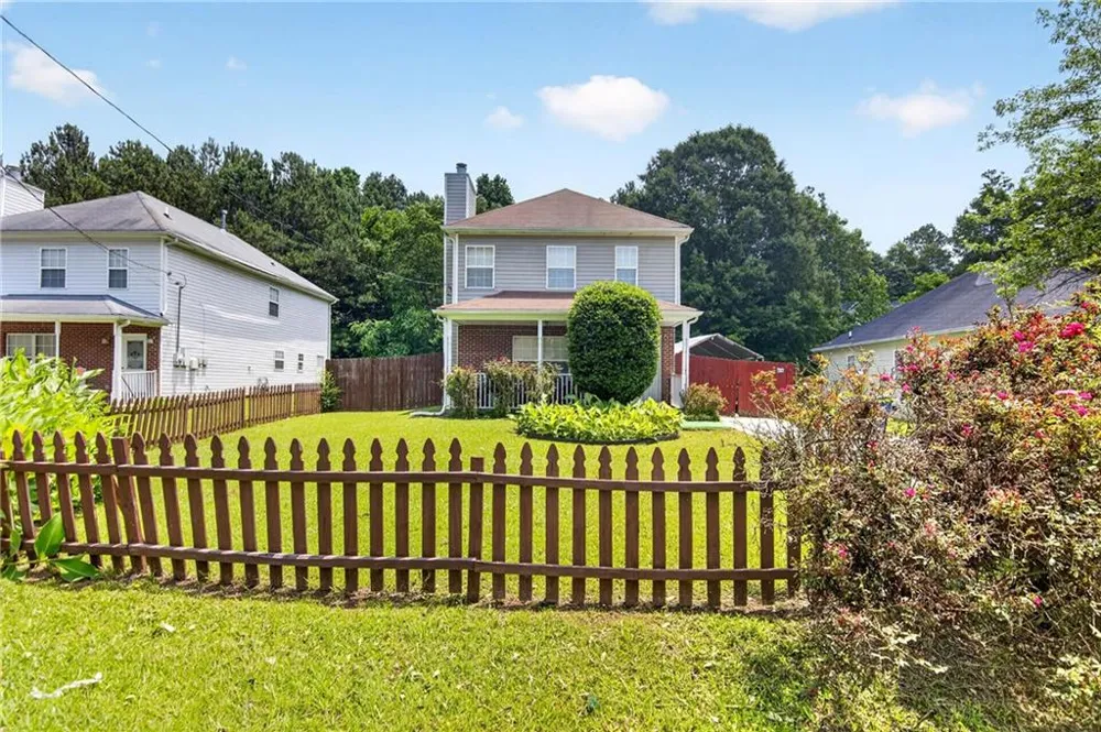 5648 feldwood Road College Park, GA 30349