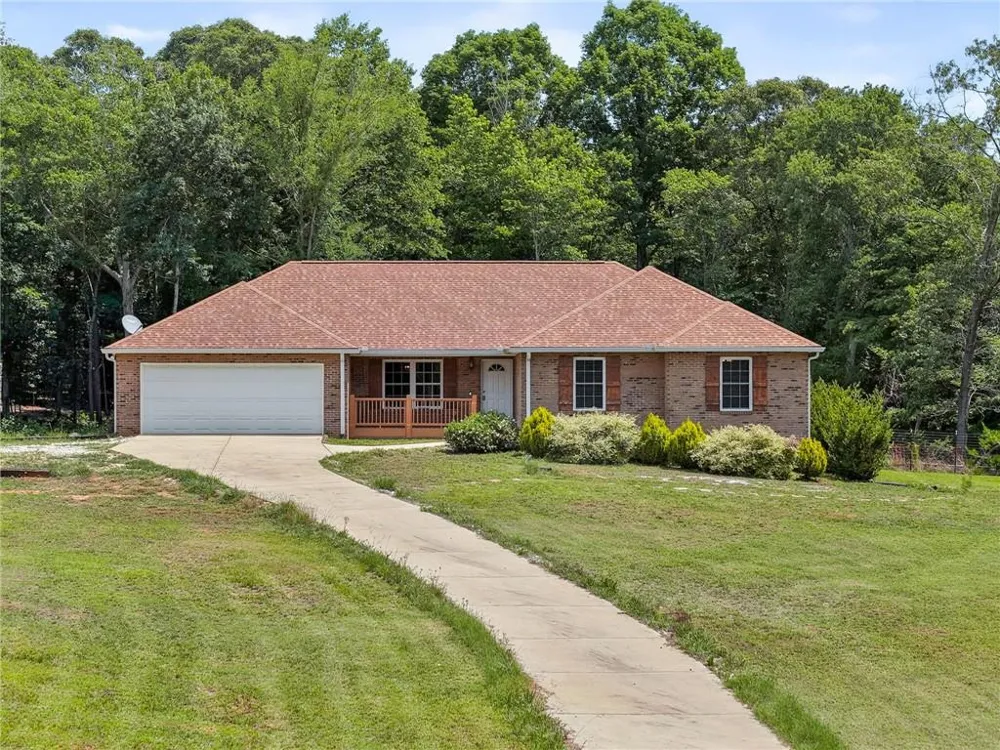 402 Renee Road Pendergrass, GA 30567