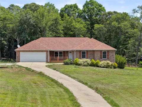 402 Renee Road