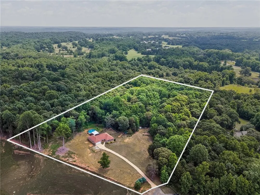 402 Renee Road Pendergrass, GA 30567