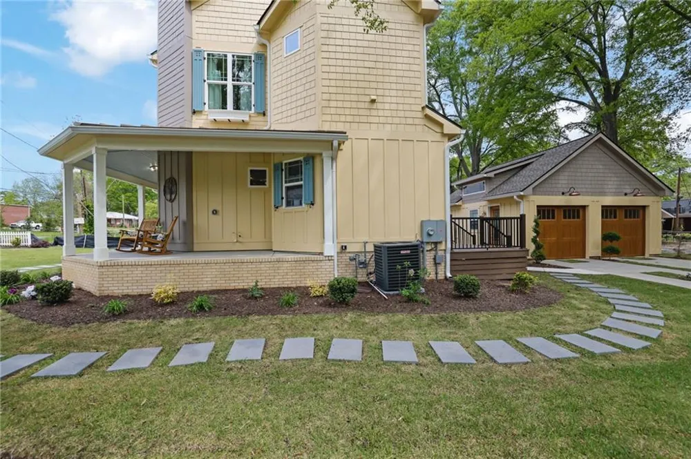 5995 Spring Street Austell, GA 30168