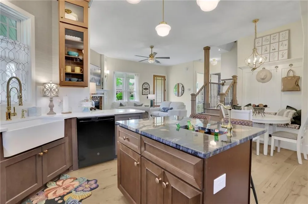 5995 Spring Street Austell, GA 30168