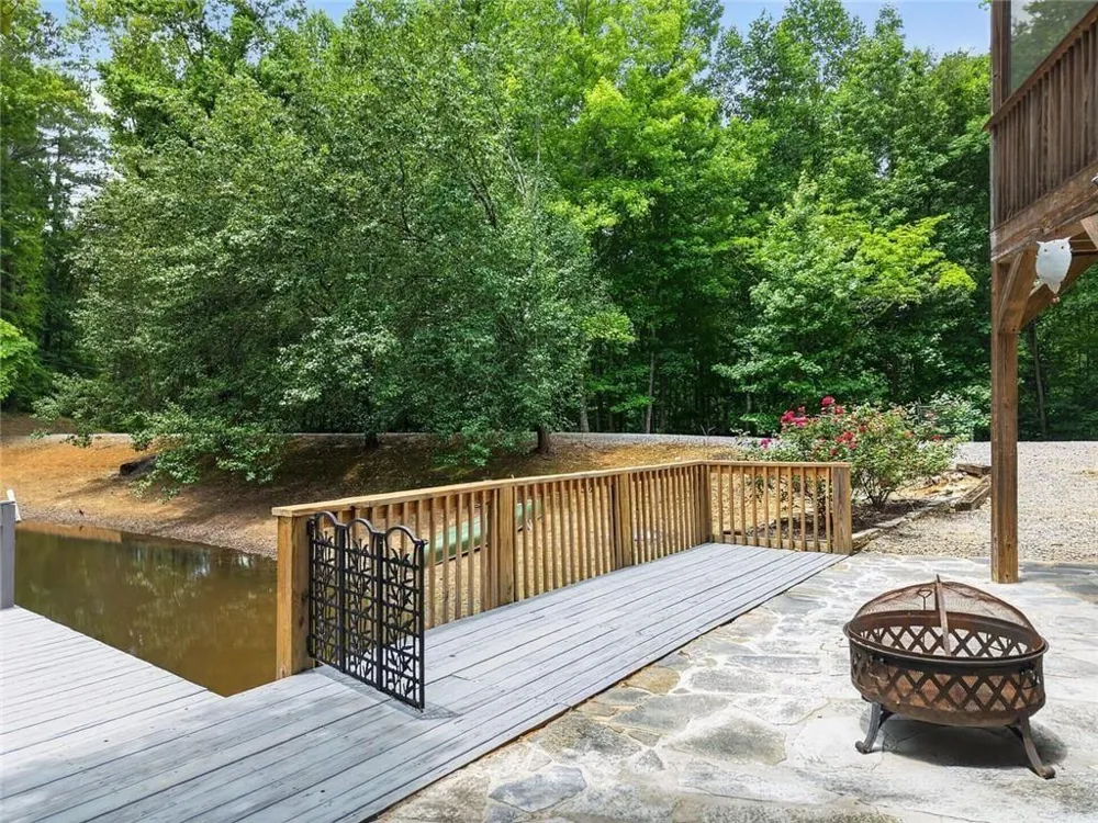 105 Whitestone Road North Talking Rock, GA 30175