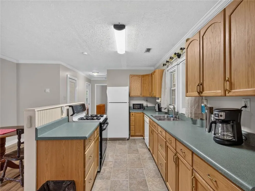 105 Whitestone Road North Talking Rock, GA 30175