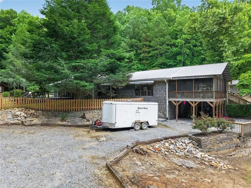 105 Whitestone Road North Talking Rock, GA 30175