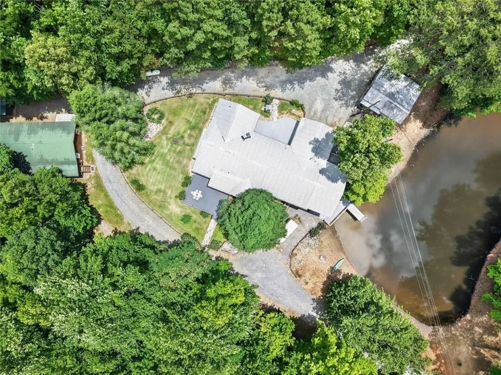 105 Whitestone Road North Talking Rock, GA 30175