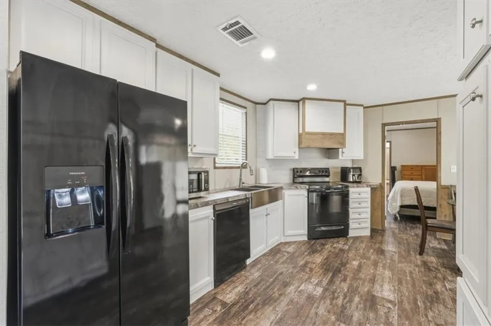 2720 John Wells Road Hinesville, GA 31313