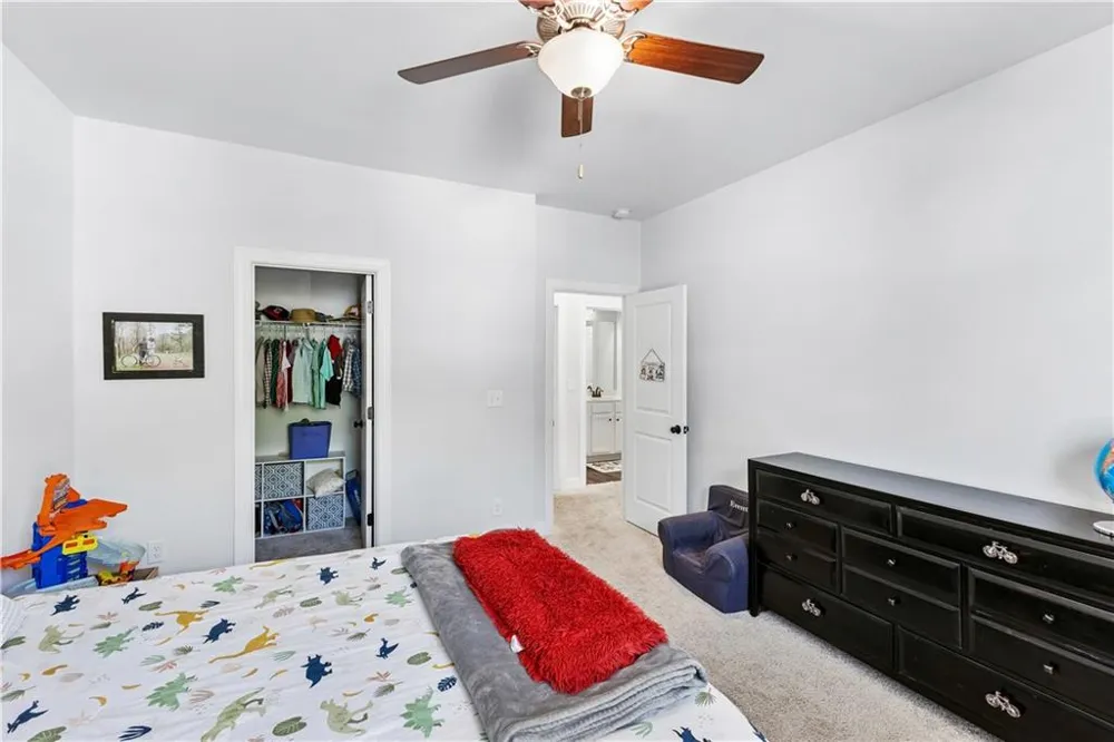 113 Vivian Lane Peachtree City, GA 30269