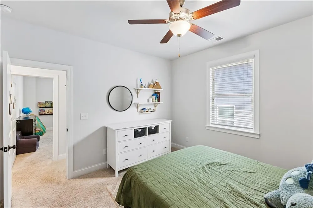 113 Vivian Lane Peachtree City, GA 30269