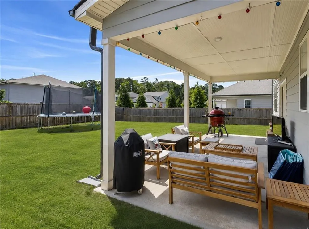 113 Vivian Lane Peachtree City, GA 30269