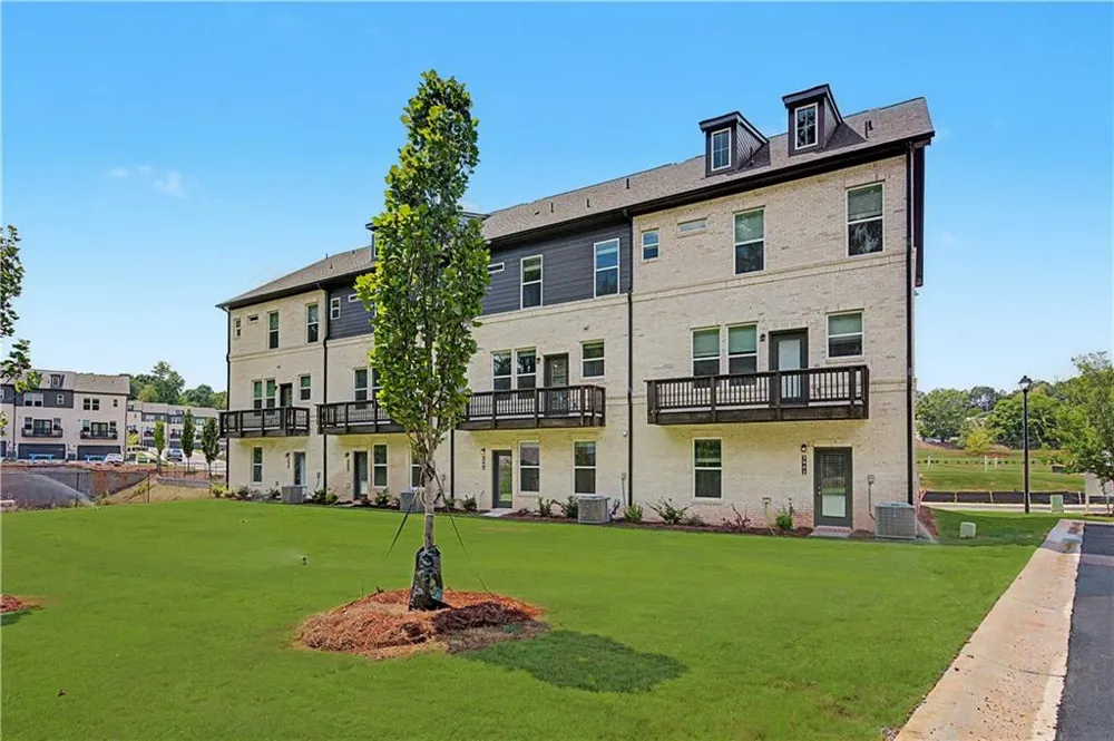 3004 Daybreak Lane Newnan, GA 30265