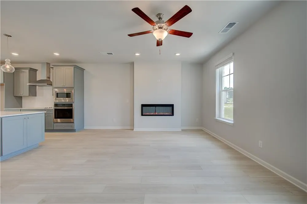 3004 Daybreak Lane Newnan, GA 30265