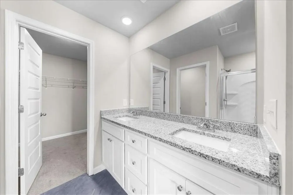 200 NW Vickery LN NW Calhoun, GA 30701