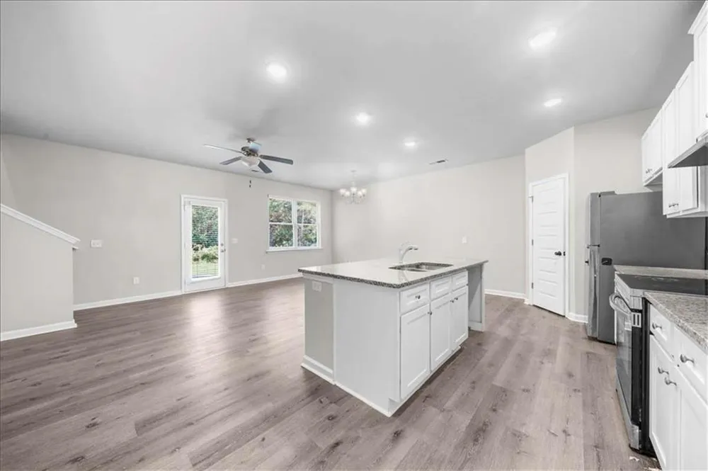 200 NW Vickery LN NW Calhoun, GA 30701