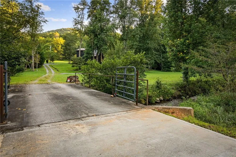 2632 Big Creek Rd Cherry Log, GA 30522