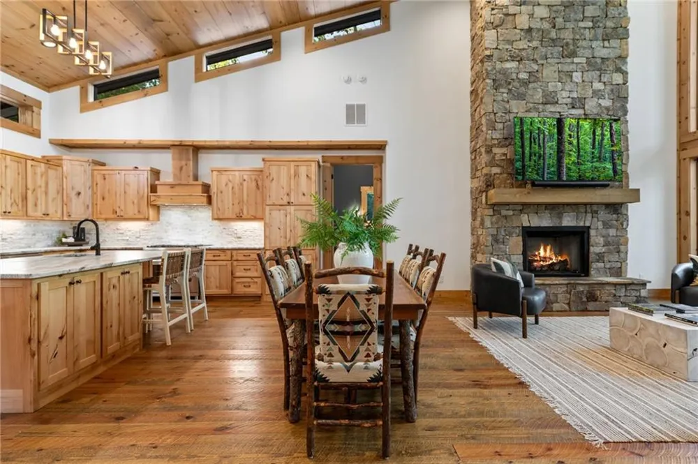 2632 Big Creek Rd Cherry Log, GA 30522