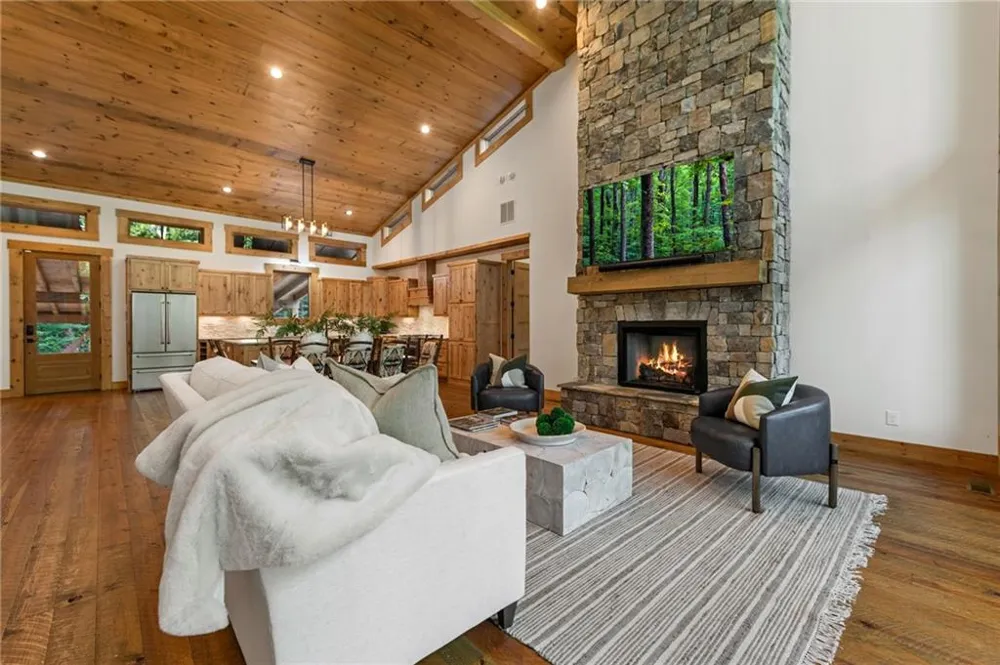 2632 Big Creek Rd Cherry Log, GA 30522