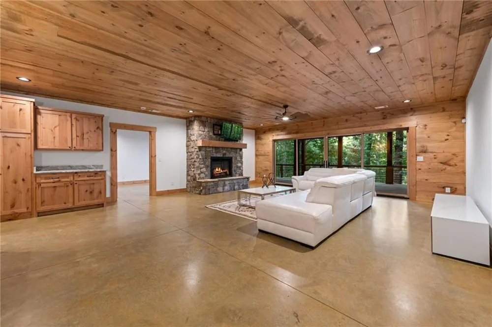 2632 Big Creek Rd Cherry Log, GA 30522