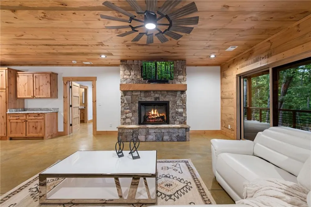 2632 Big Creek Rd Cherry Log, GA 30522