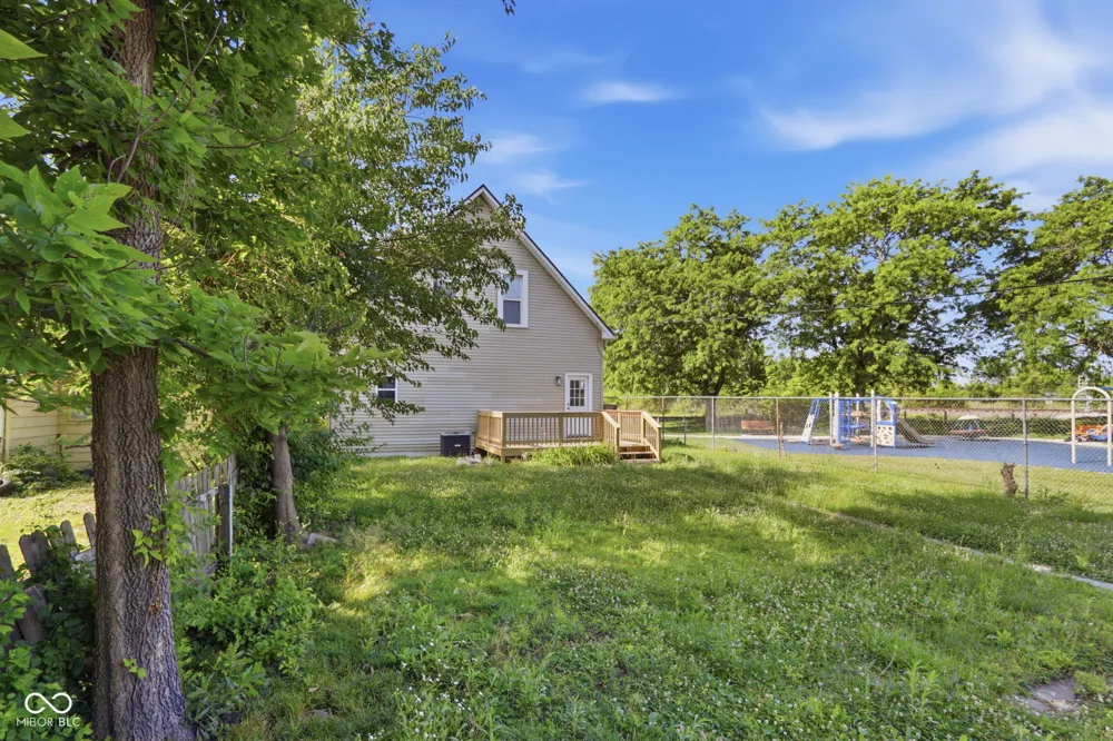 260 E Beecher Street Indianapolis, IN 46225