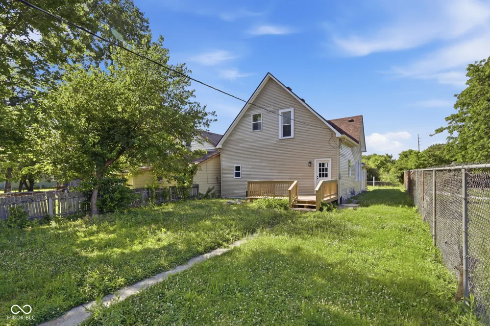 260 E Beecher Street Indianapolis, IN 46225