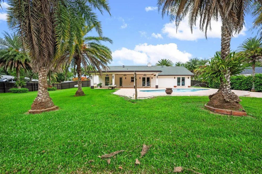 5700 SW 196th Lane Southwest Ranches, FL 33332
