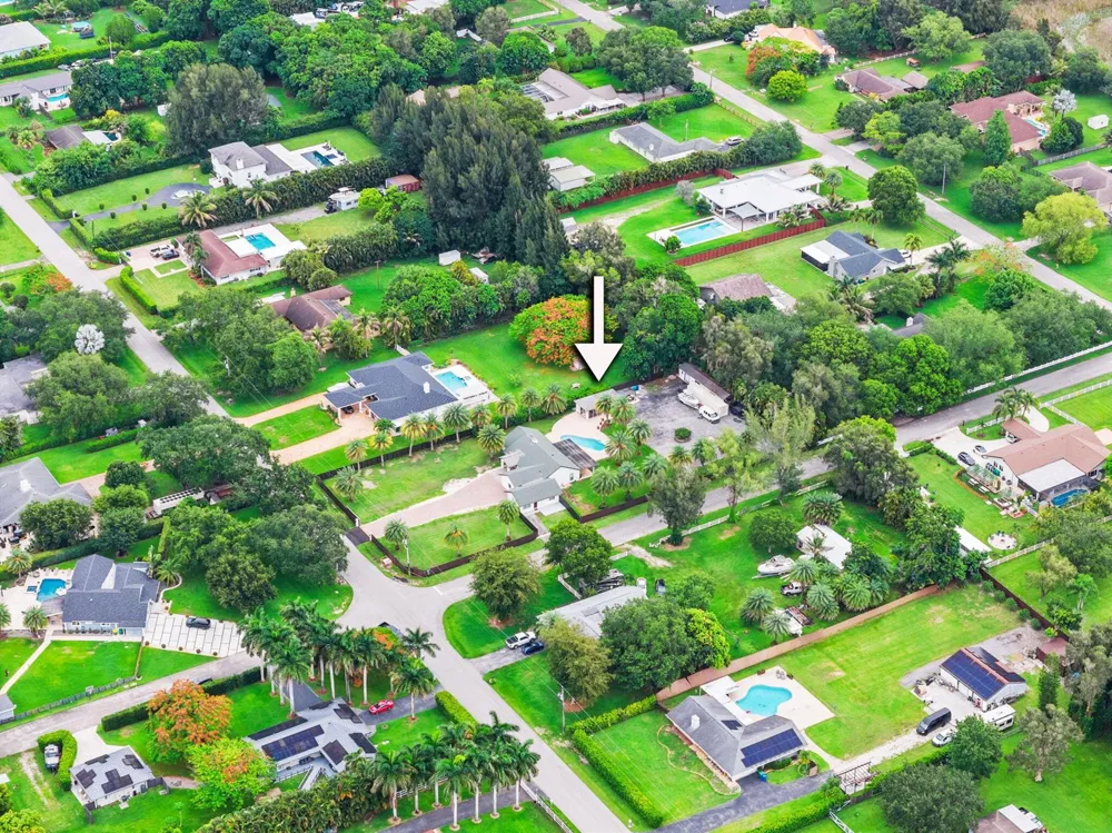 5700 SW 196th Lane Southwest Ranches, FL 33332