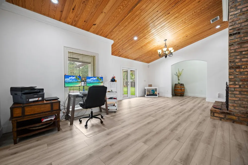 5700 SW 196th Lane Southwest Ranches, FL 33332