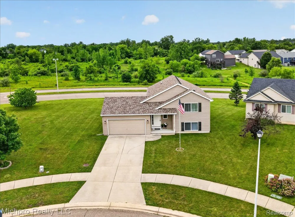 1180 Cimmaron Court Davison Township, MI 48423