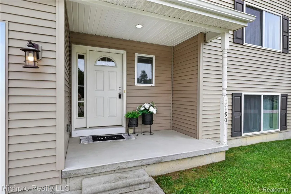 1180 Cimmaron Court Davison Township, MI 48423