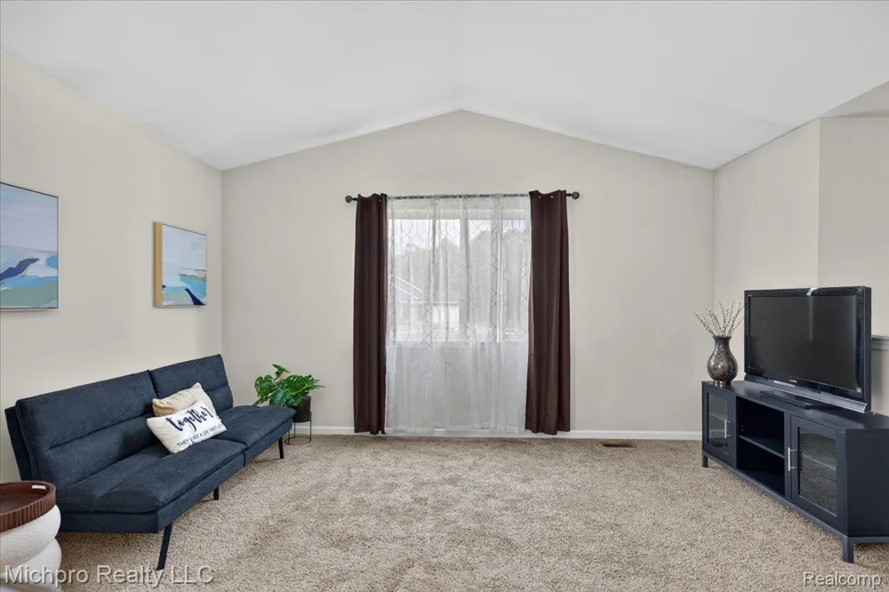 1180 Cimmaron Court Davison Township, MI 48423