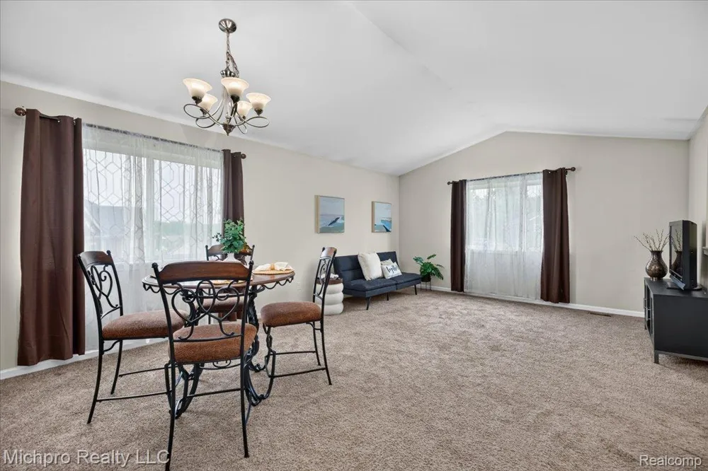 1180 Cimmaron Court Davison Township, MI 48423
