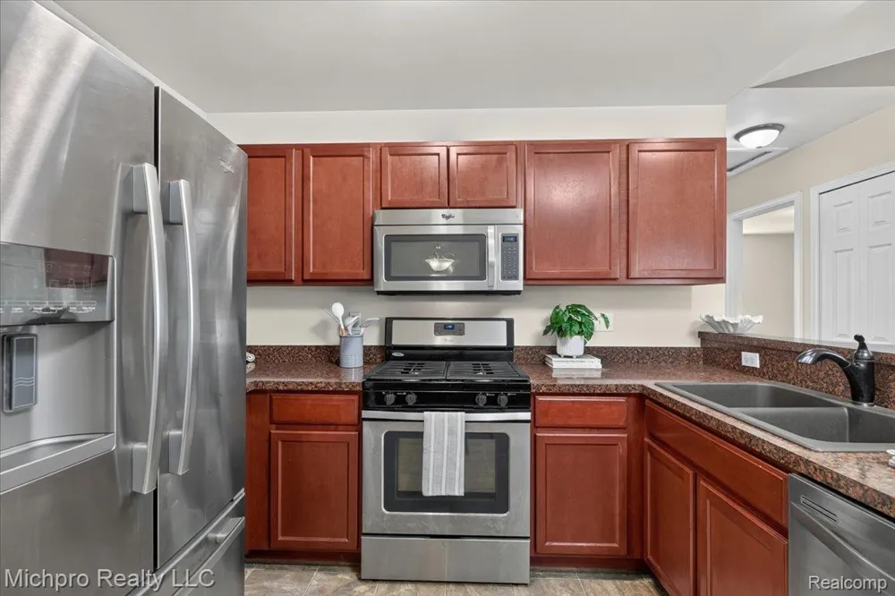 1180 Cimmaron Court Davison Township, MI 48423