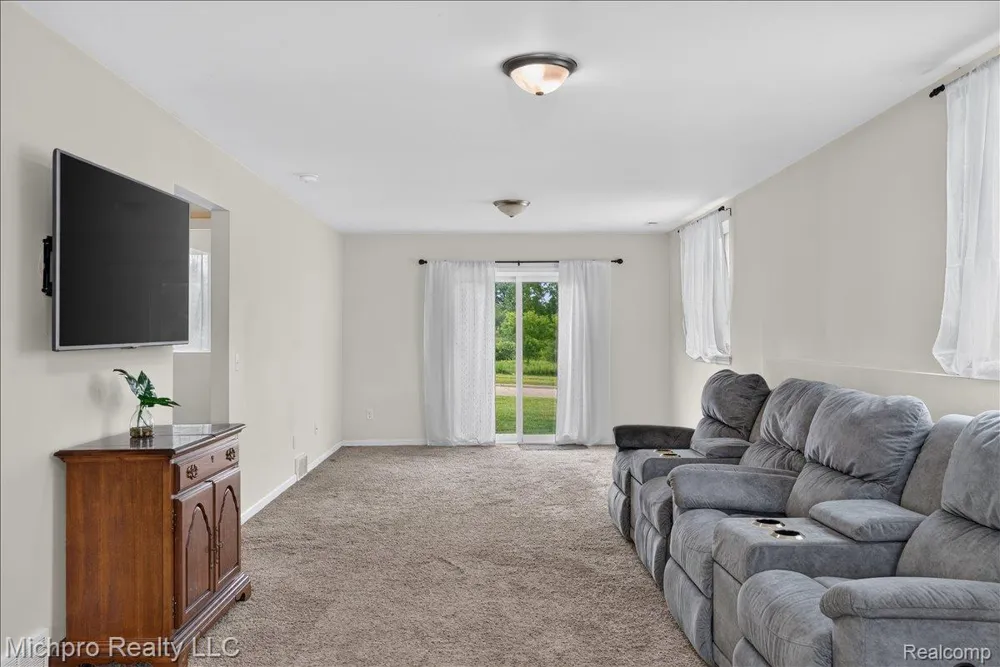 1180 Cimmaron Court Davison Township, MI 48423