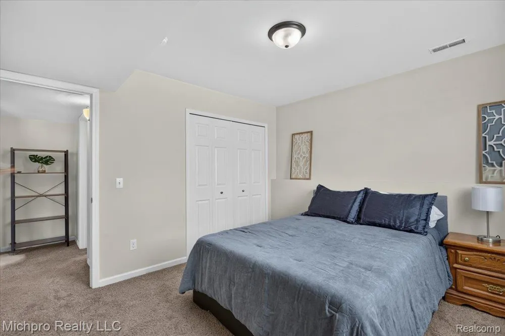 1180 Cimmaron Court Davison Township, MI 48423