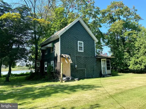 114 FERRY ROAD
