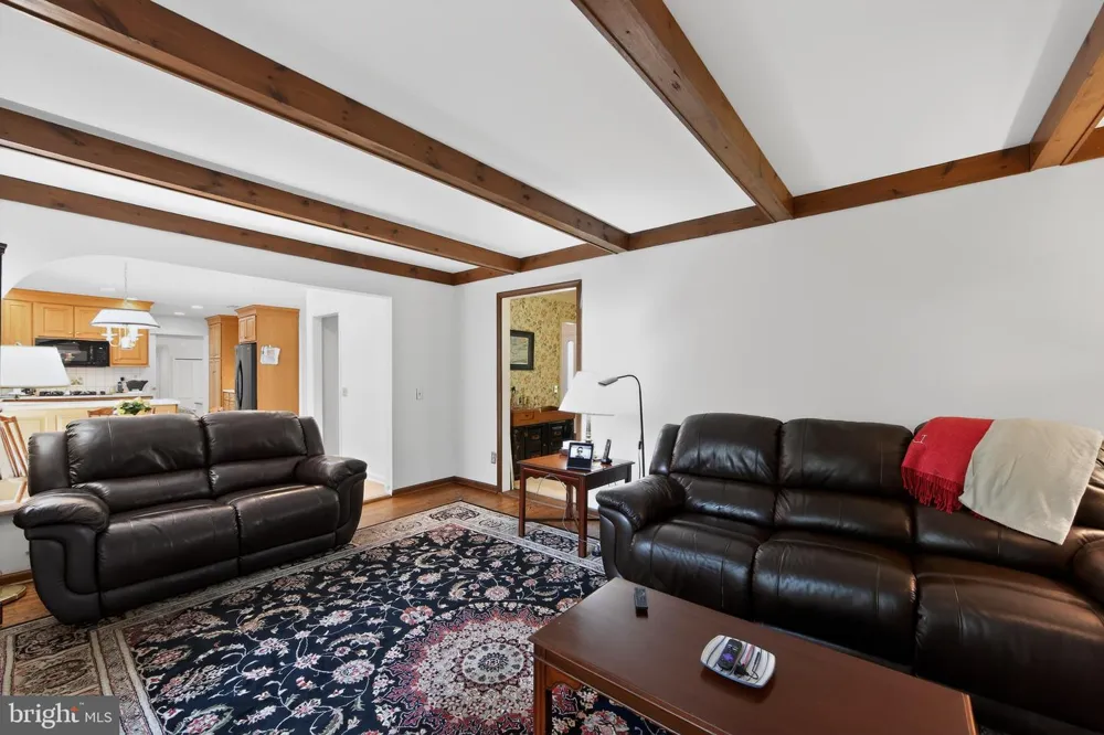 2119 COUNTY LINE ROAD Villanova, PA 19085