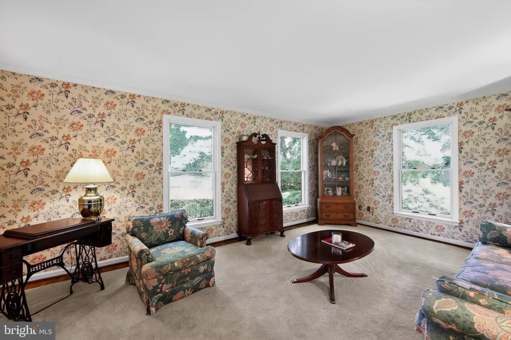 2119 COUNTY LINE ROAD Villanova, PA 19085