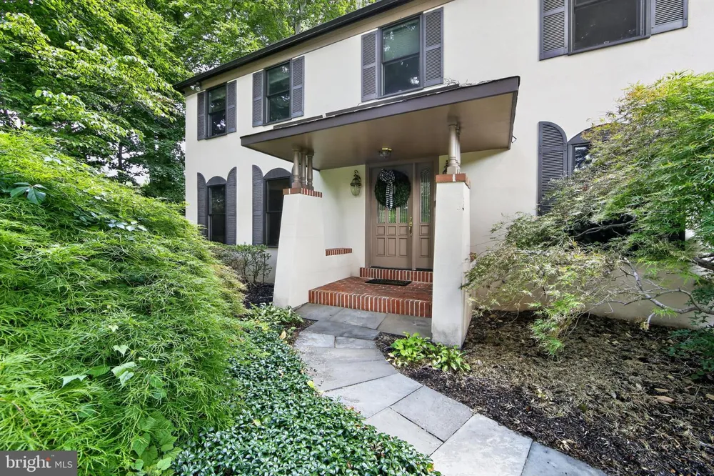 2119 COUNTY LINE ROAD Villanova, PA 19085