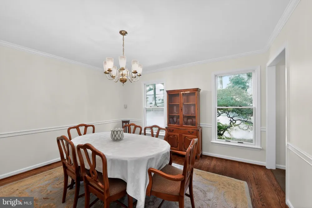 2119 COUNTY LINE ROAD Villanova, PA 19085