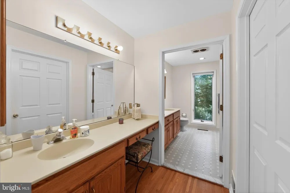 2119 COUNTY LINE ROAD Villanova, PA 19085