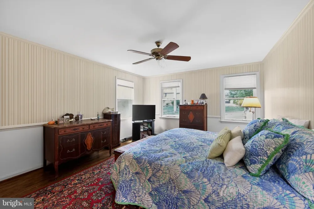 2119 COUNTY LINE ROAD Villanova, PA 19085