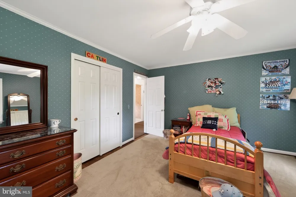 2119 COUNTY LINE ROAD Villanova, PA 19085