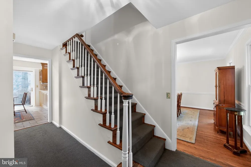 2119 COUNTY LINE ROAD Villanova, PA 19085