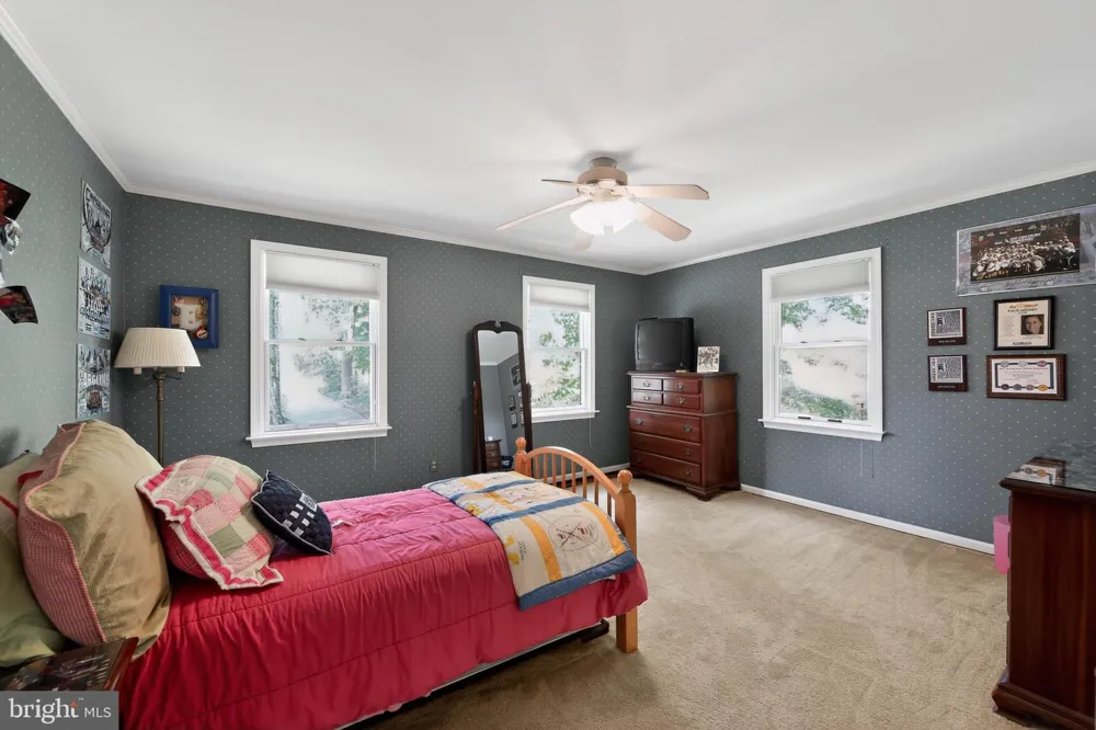 2119 COUNTY LINE ROAD Villanova, PA 19085